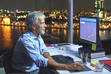 Городским освещением можно будет управлять через Интернет